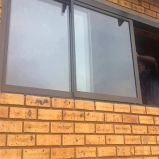 Bronzani aluminijumski prozori